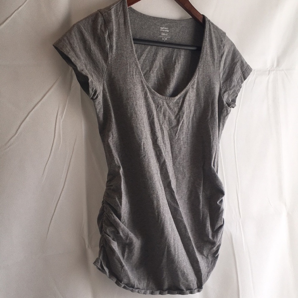 Old Navy Gray Women's Fitted Top